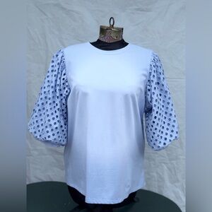 Gibson & Latimer Knit Contrast Eyelet Crew Neck Short 3/4 Balloon Sleeve Top